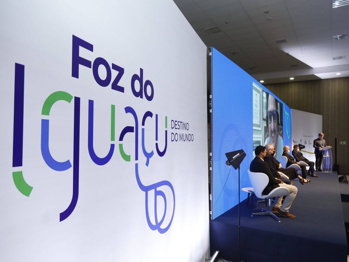 visit-iguassu-lança-nova-identidade-foz-do-iguaçu-2021
